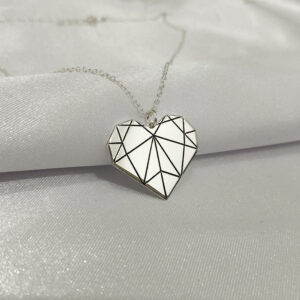 שרשרת לב גאומטרי גדול