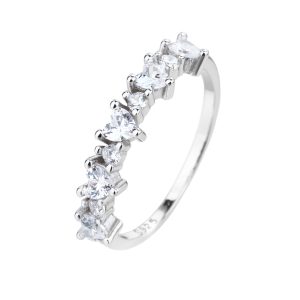 טבעת לבבות קטנים משובצים